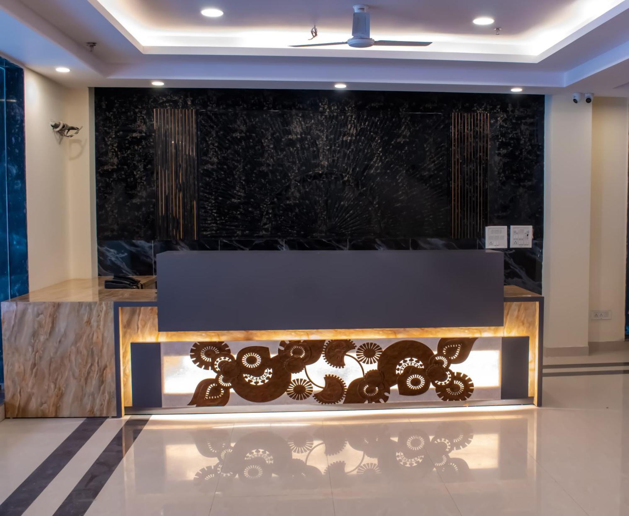 Hotel Yash Palace Near Igi Airport Új-Delhi Kültér fotó